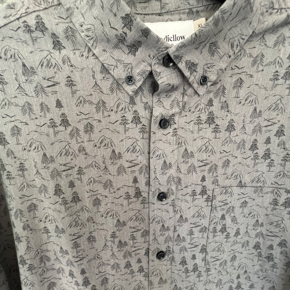 Outdoor Novelty Print Gray Button Down Shirt Mountains Goodfellow Men's XL Slim